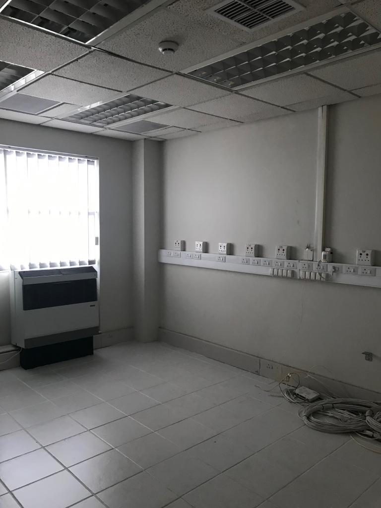 To Let commercial Property for Rent in Pinelands Western Cape